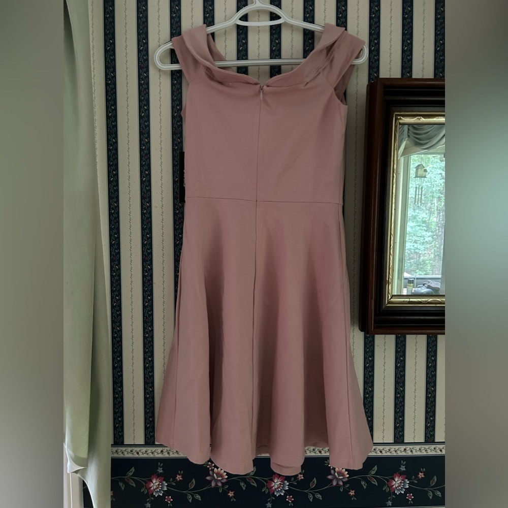 New light pink Lulu dress size S, tags intact